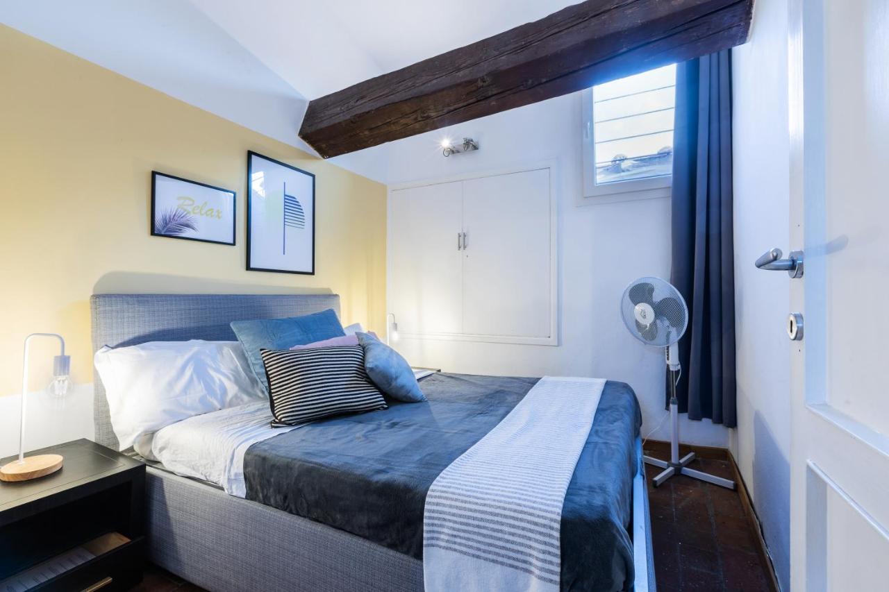 Historic Center Renovated Apartment- Amazing Location-By LikehomeFlorencia Exterior foto